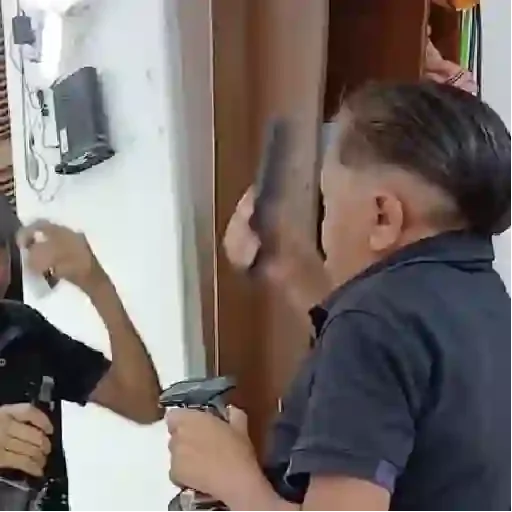 Figurinha para WhatsApp — Engraçados