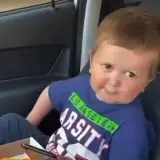 Figurinha de Engraçados para WhatsApp