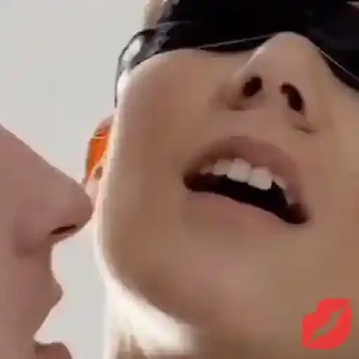 Figurinha para WhatsApp — reação