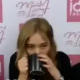 Figurinha de reação para WhatsApp