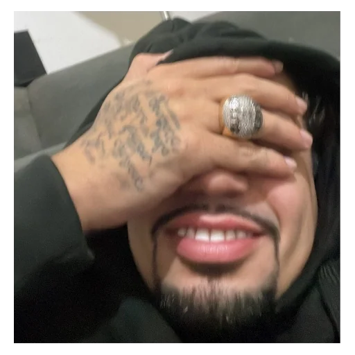 Figurinha para WhatsApp — reação