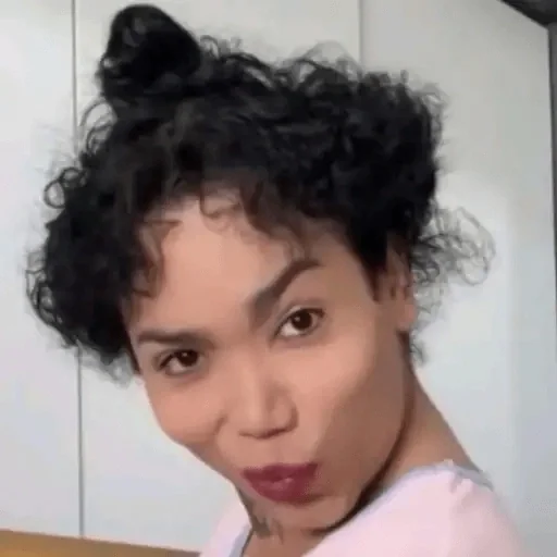 Figurinha para WhatsApp — reação